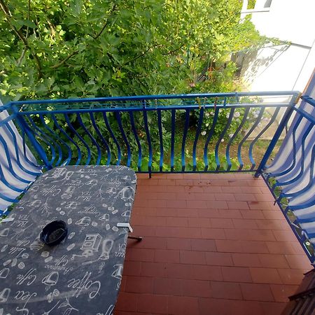 טיווט Barcelona Apartments מראה חיצוני תמונה