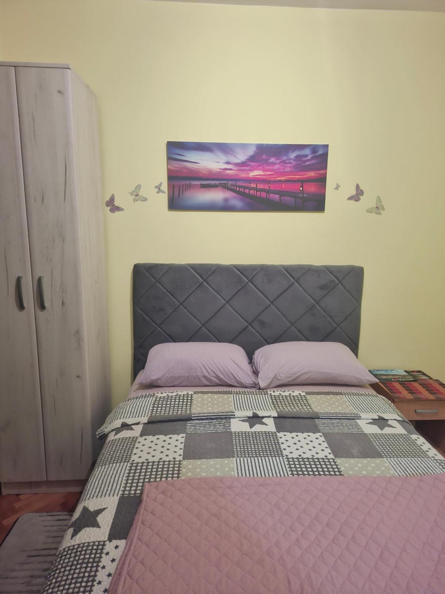 טיווט Barcelona Apartments מראה חיצוני תמונה