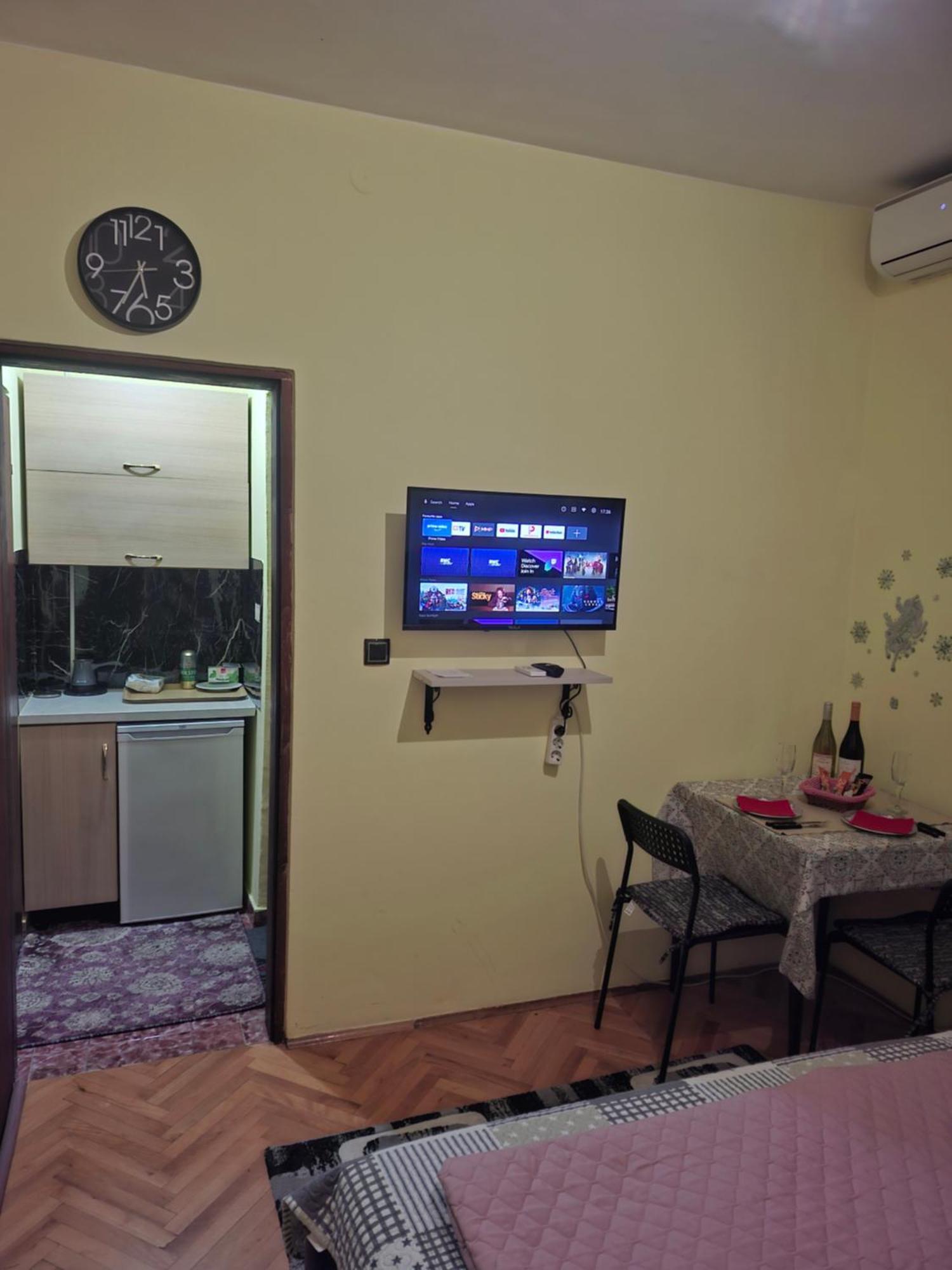 טיווט Barcelona Apartments מראה חיצוני תמונה